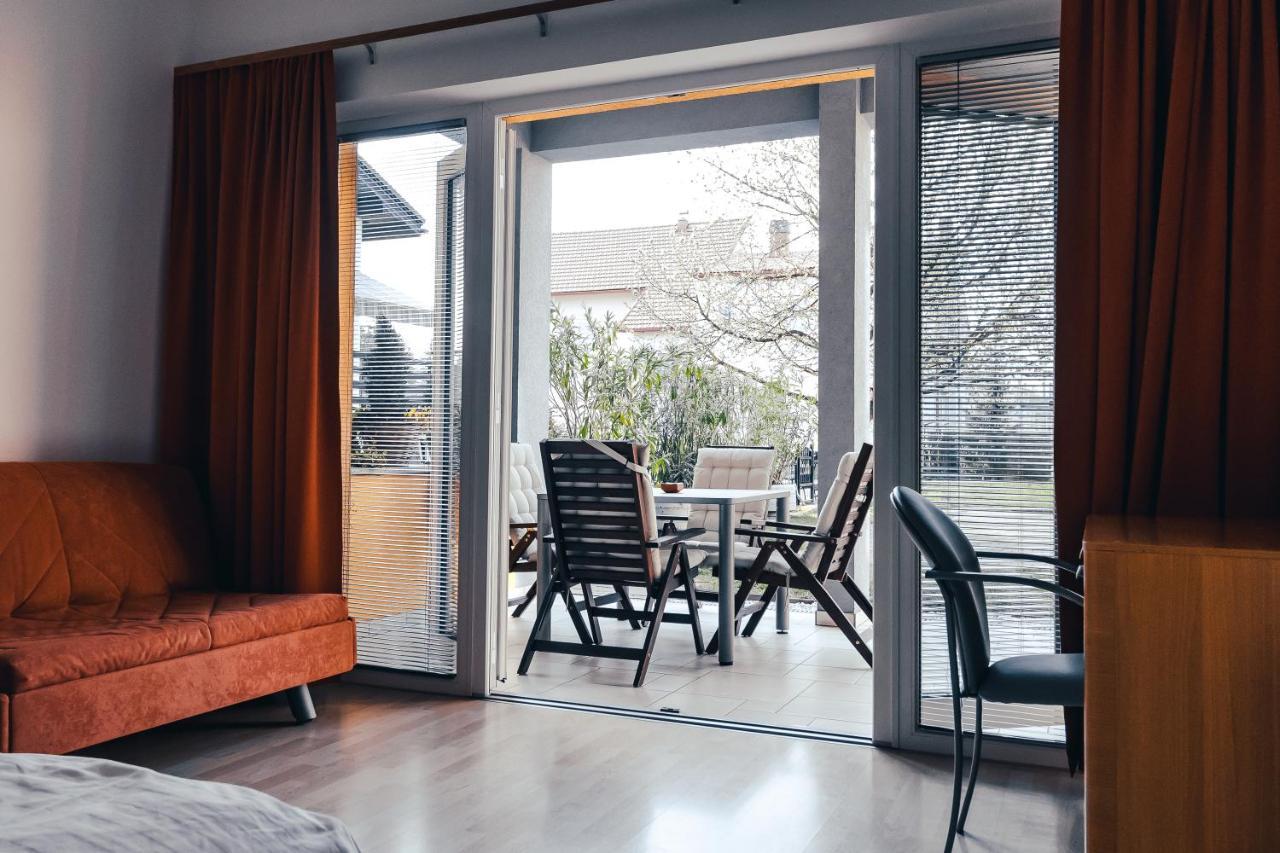 Anna Apartment *