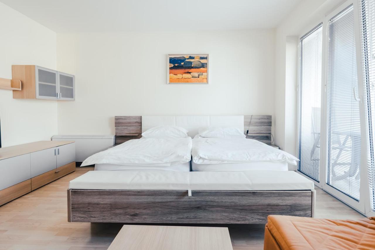 Anna Apartment