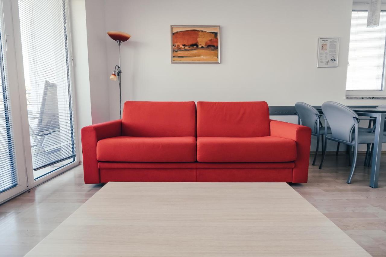 Anna Apartment *
